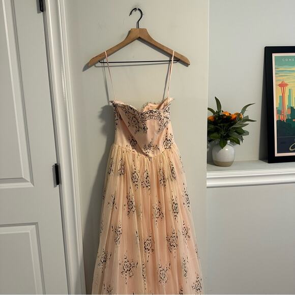 NWT MIGNON Pink Lace Pearl Tulle Sleeveless Maxi Gown 4 - Picture 6 of 11